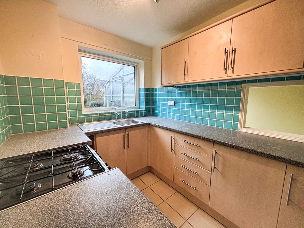 Property photo 3 of 24