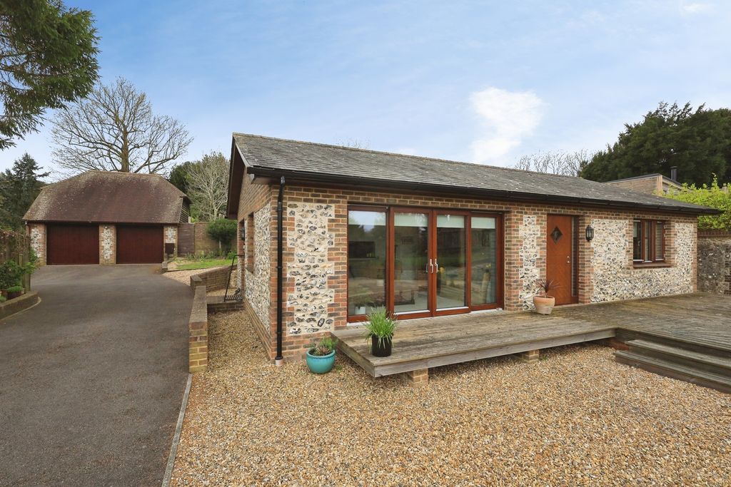 Property photo 1 of 20 Pbox-Img.Jpg