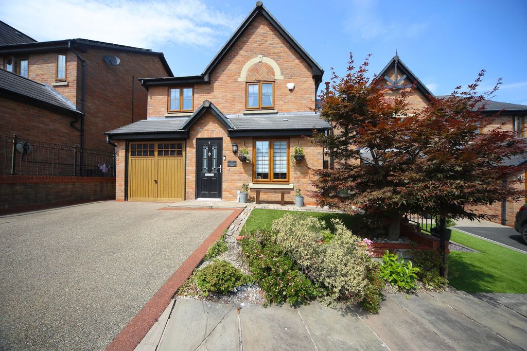 Property photo 1 of 25