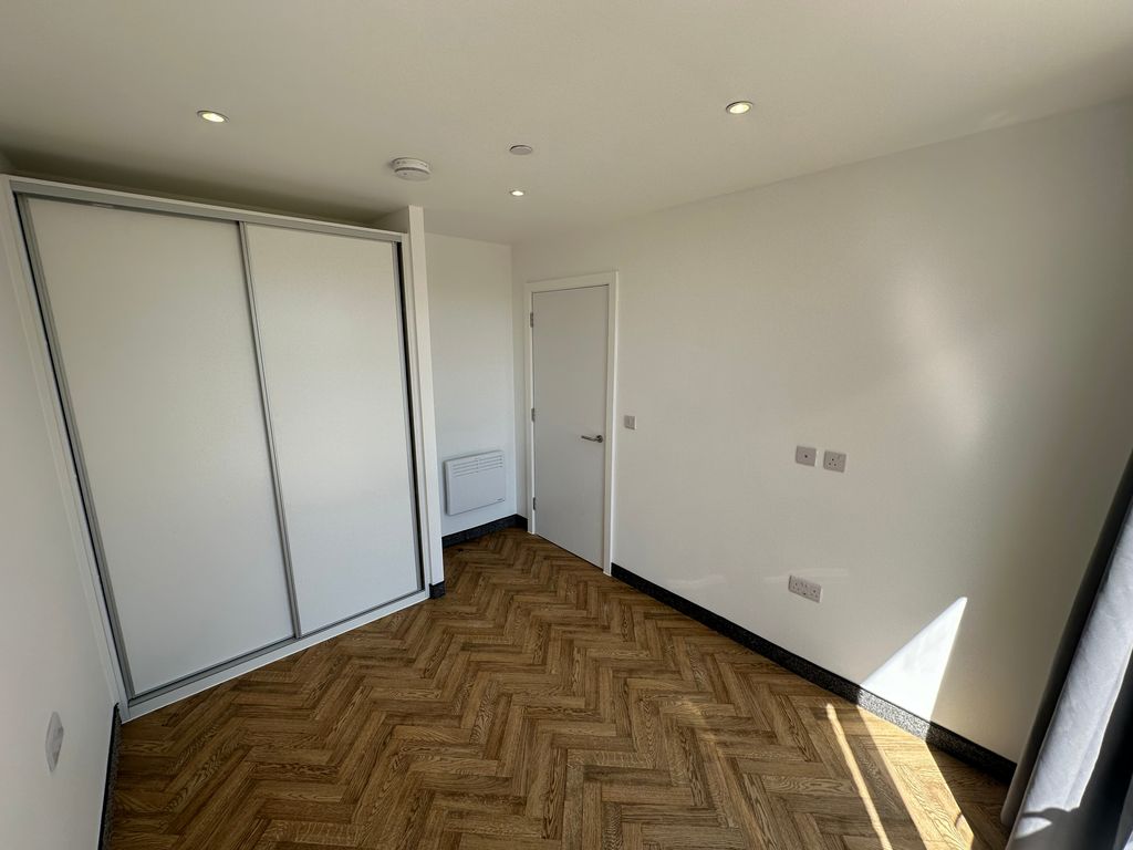 Property photo 3 of 6