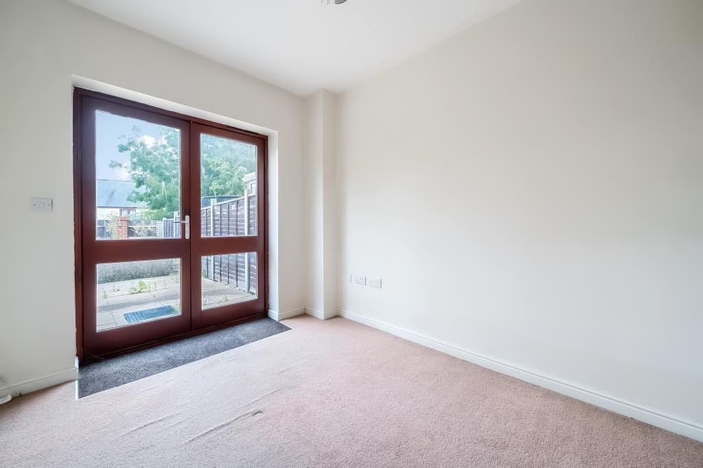 Property photo 3 of 18 Internal View