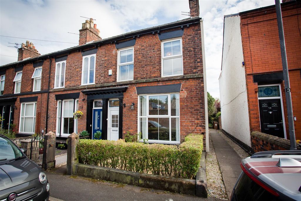 Property photo 1 of 28