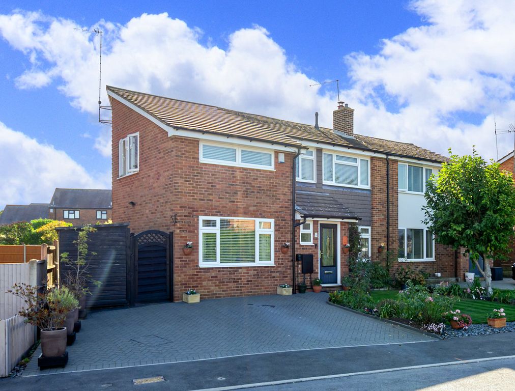 Property photo 1 of 37