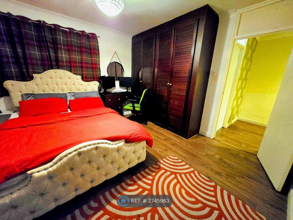 Property photo 1 of 11 Room 1