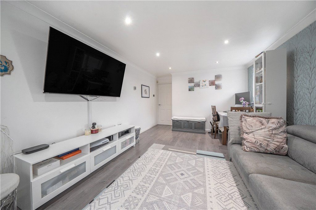 Property photo 3 of 20 Picture No. 05