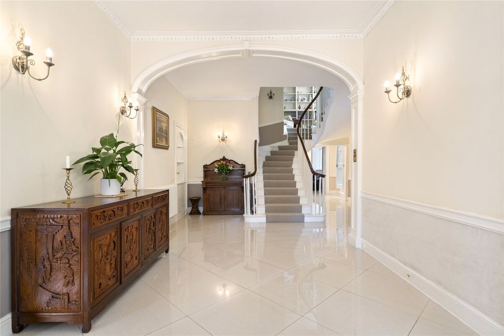 Property photo 3 of 46 Picture No. 52