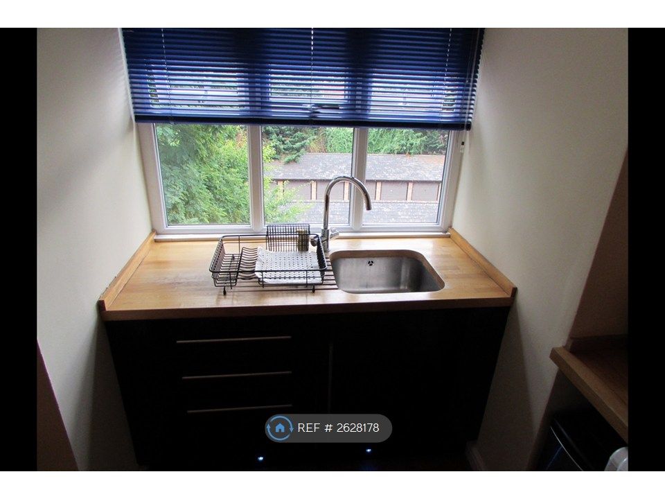 Property photo 2 of 17 Kitchen Sink