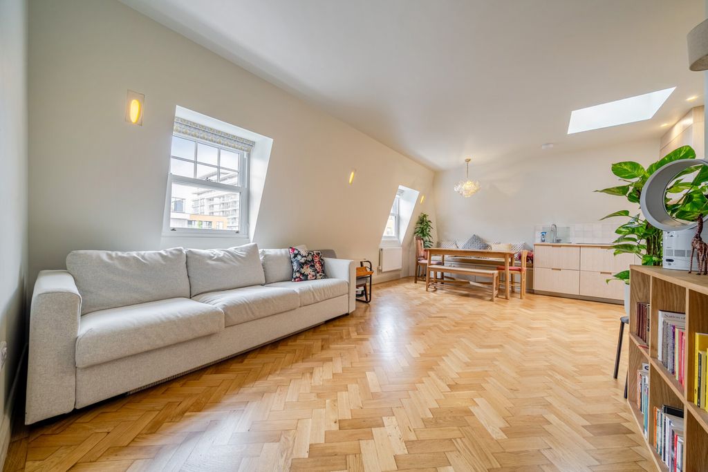 Property photo 2 of 34 1514150-16-1A0629...