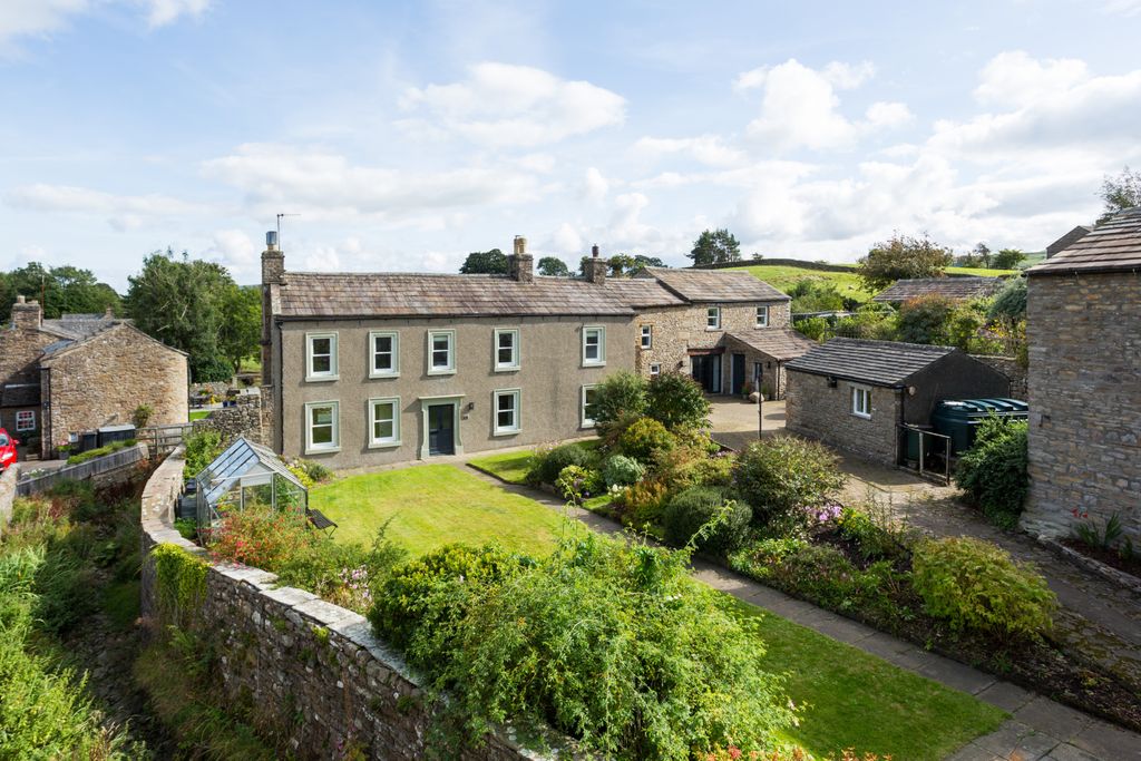 Property photo 1 of 22 Front Elevation