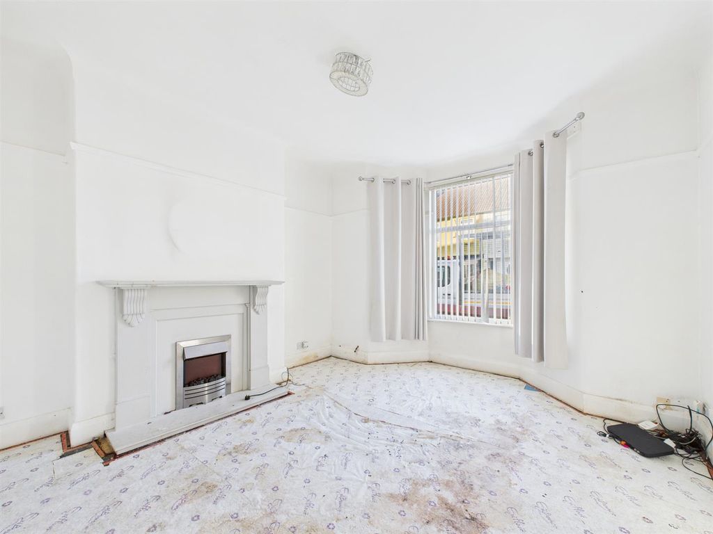 Property photo 3 of 30 Cam03604G0-Pr0232-Still002.Jpg