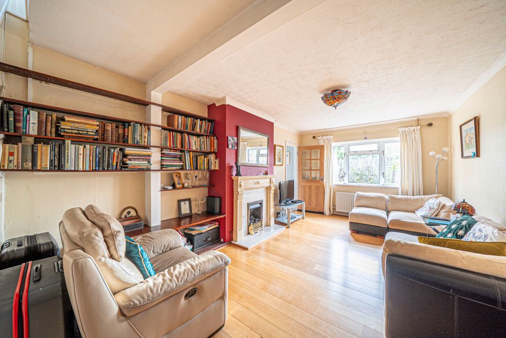 Property photo 3 of 25