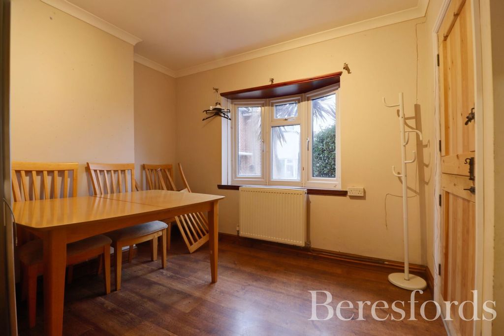 Property photo 3 of 22 Picture 3