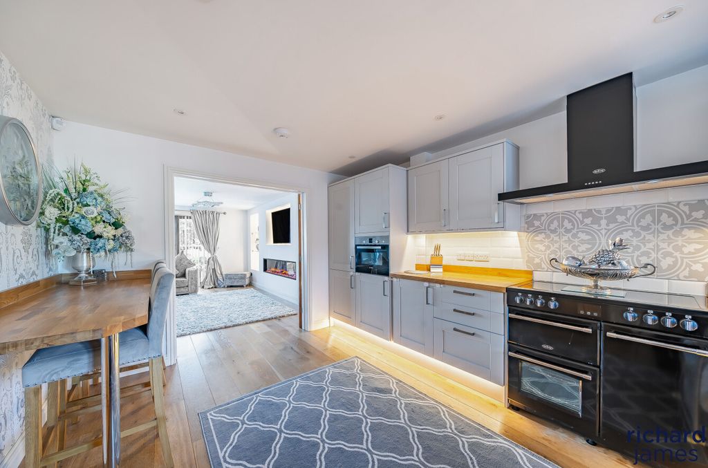 Additional image 11 of 4 bed detached house for salePeartree Close, Purton, Swindon, Purton SN5