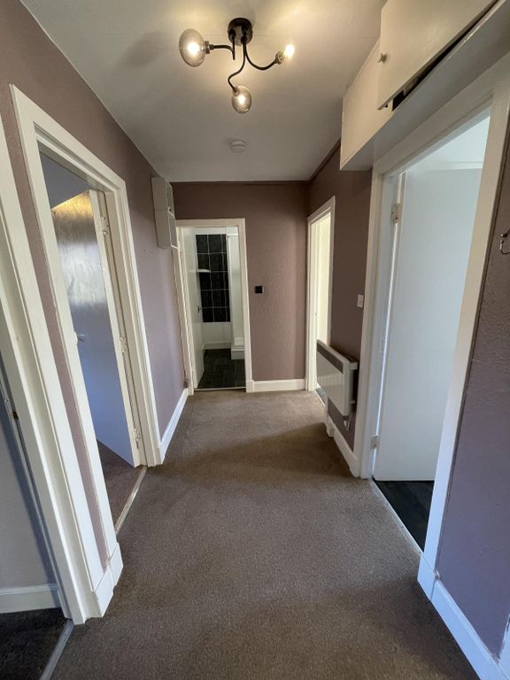 Property photo 2 of 7 Gallery