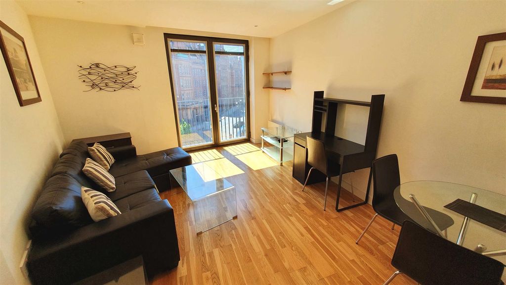 Property photo 2 of 24