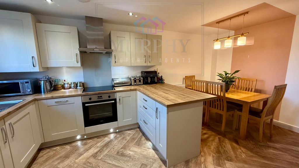 Property photo 3 of 25 Whatsapp Image 2025-12-20 At 11.45.42 (2).Jpeg