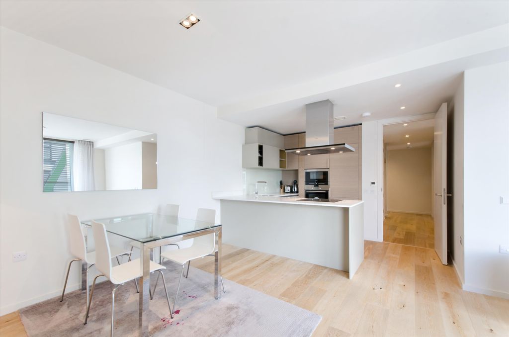 Property photo 2 of 11 Image