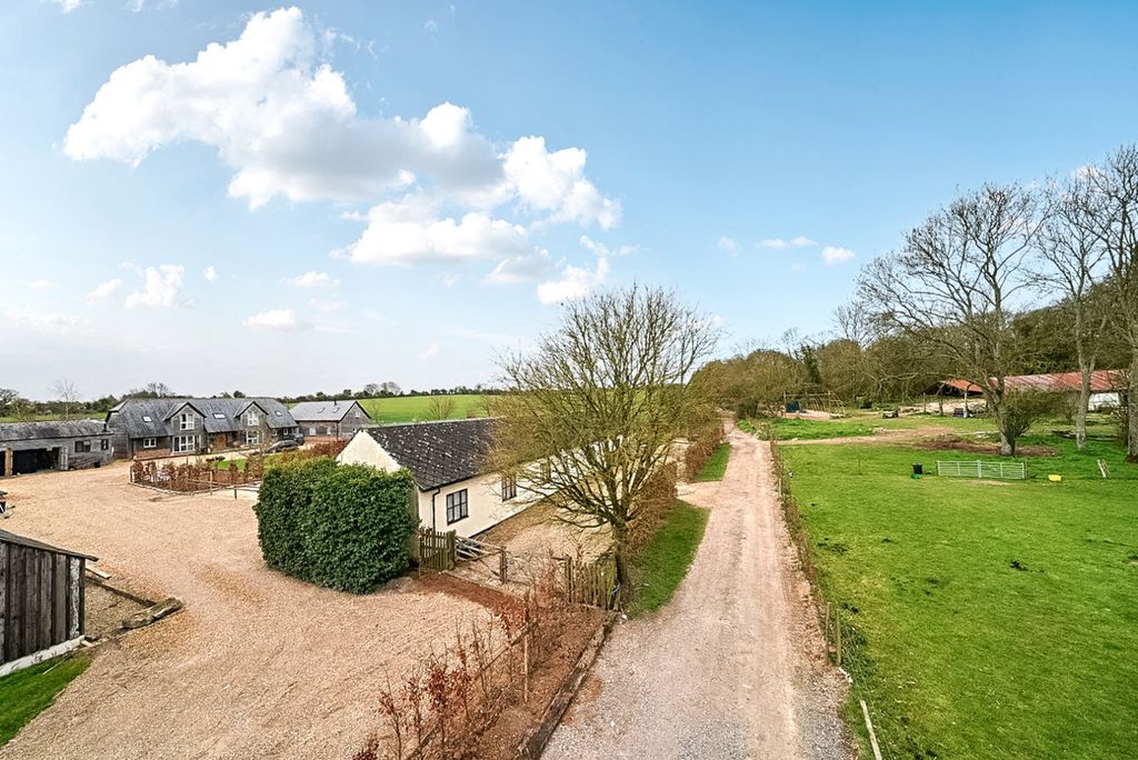 Property photo 1 of 14 Picture No. 02