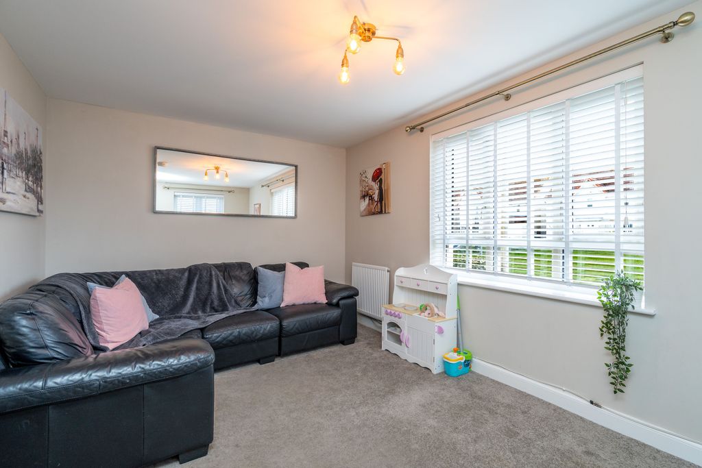 Property photo 3 of 24 Property Image 3