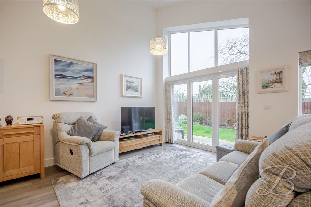 Property photo 2 of 29 Ccltd-18.Jpg