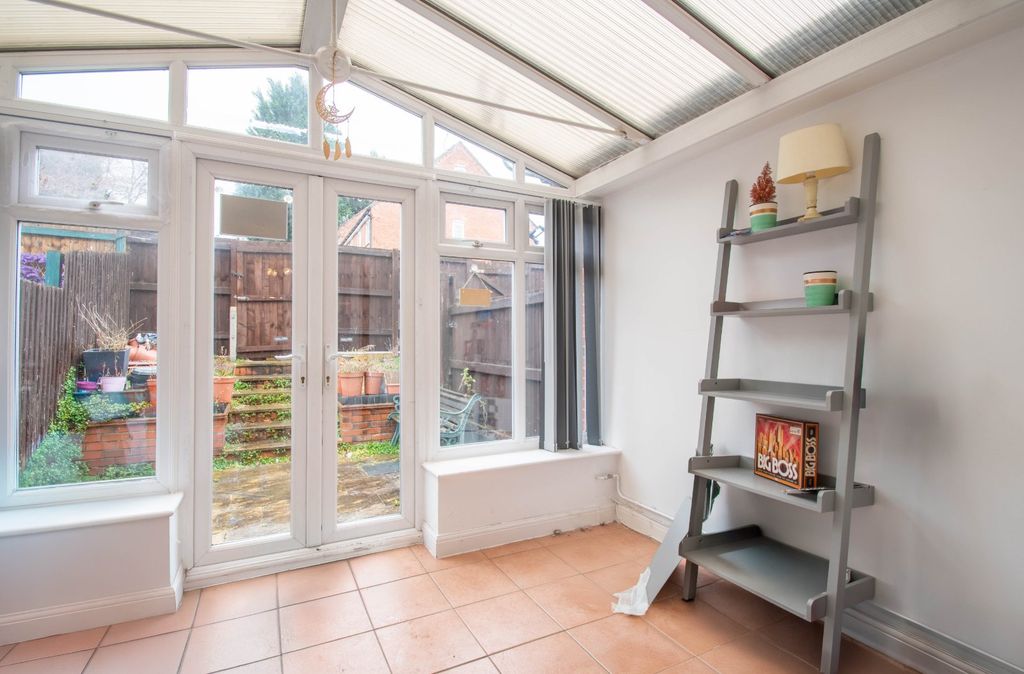 Property photo 3 of 15 Picture No. 12