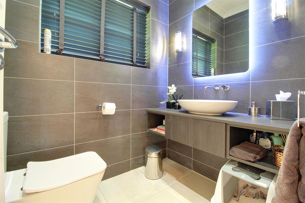 Additional image 34 of 5 bed detached house for saleDixons Hill Close, North Mymms AL9