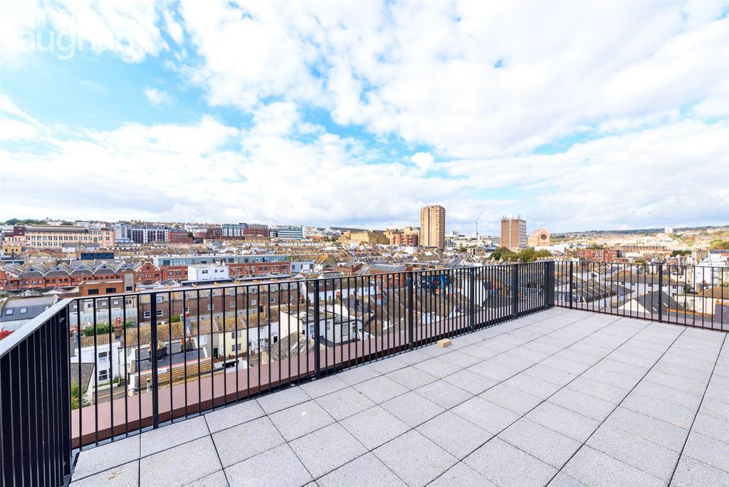 Additional image 6 of 2 bed flat to rentGloucester Place, Brighton BN1