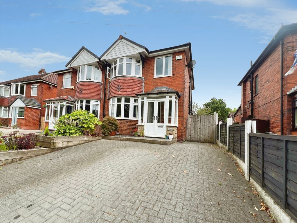 Property photo 1 of 15 External
