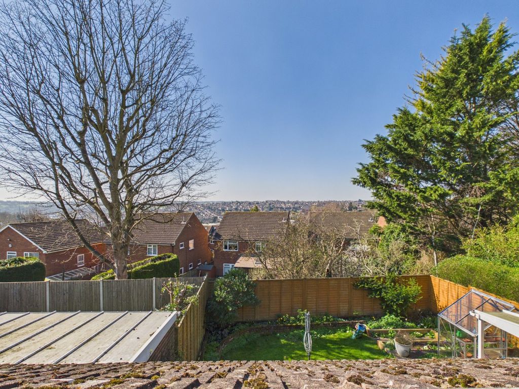 Property photo 3 of 24 Garden View