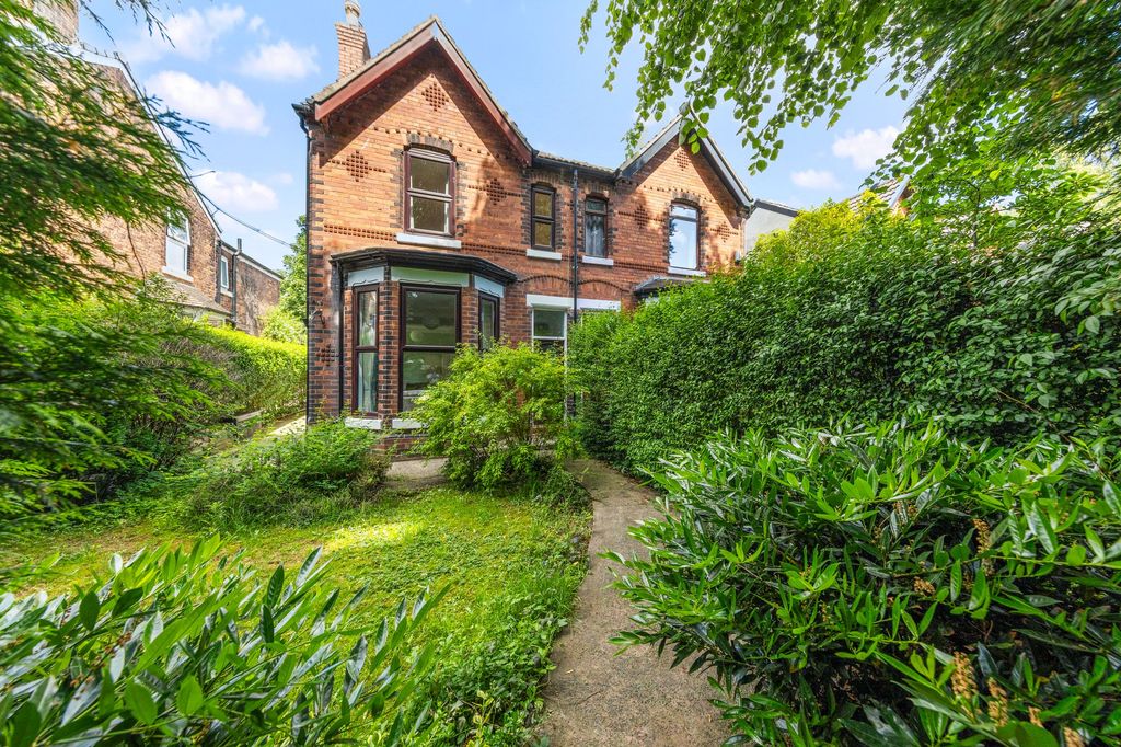 Property photo 1 of 24