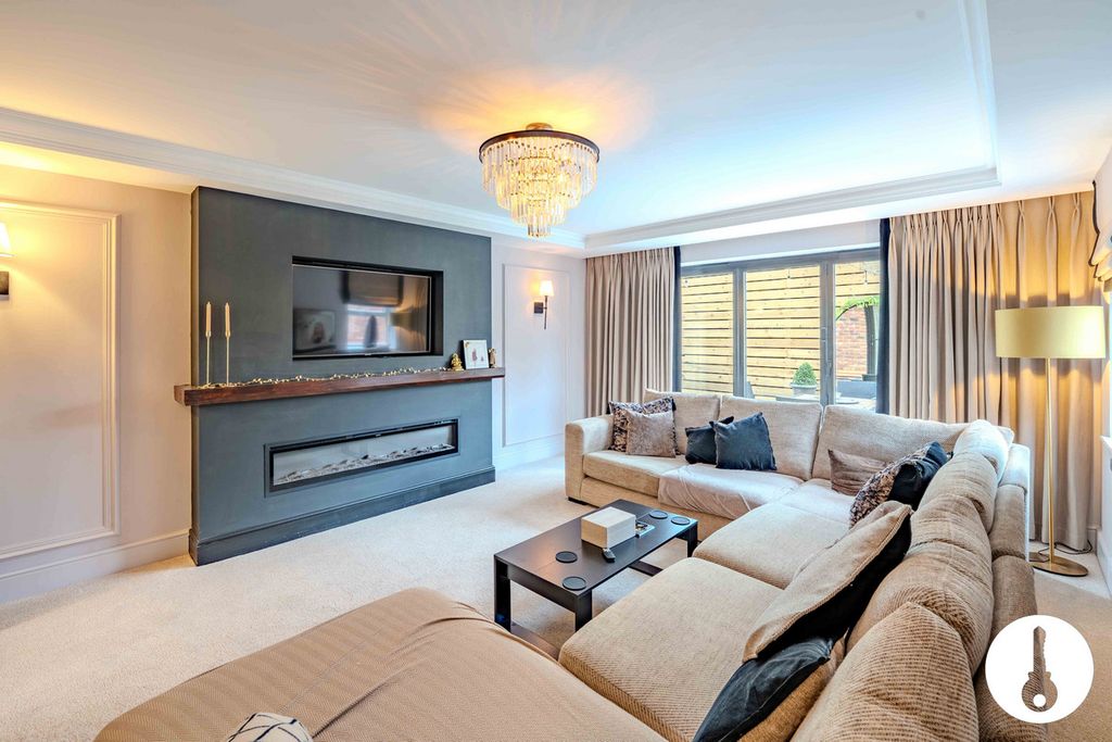 Property photo 3 of 41