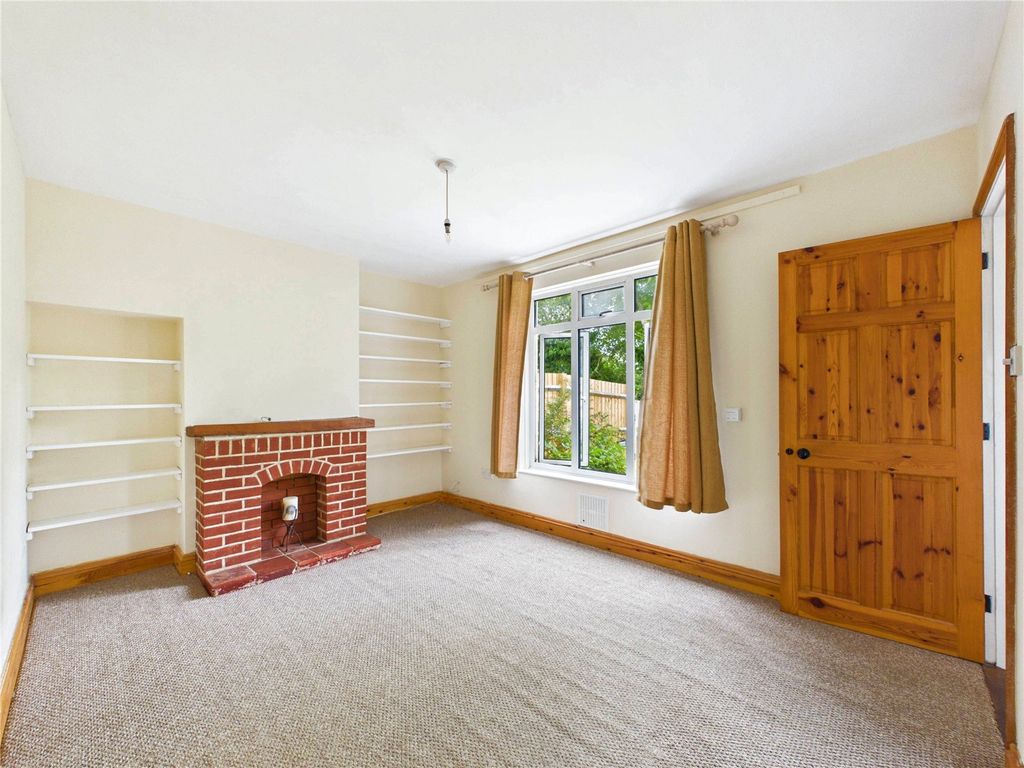 Property photo 2 of 10 Picture No. 17