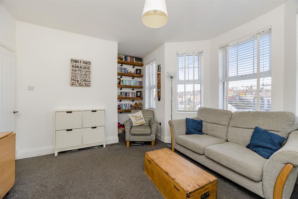 Property photo 1 of 20 14.Jpeg