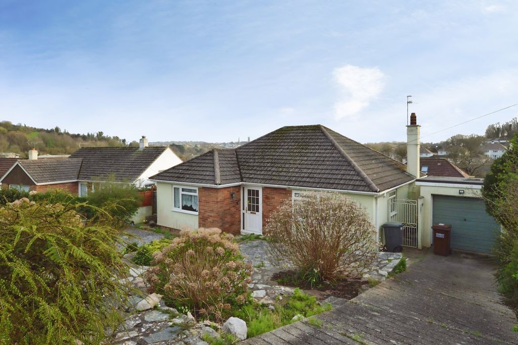 Property photo 1 of 12 1 - Pbox-Img.Jpg