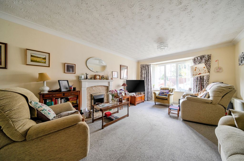 Property photo 3 of 21 1434253-7-69cc237...