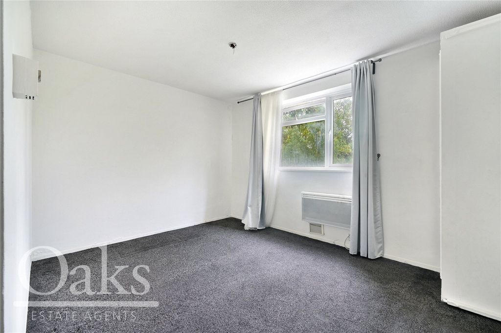 Property photo 3 of 8 Picture No. 05