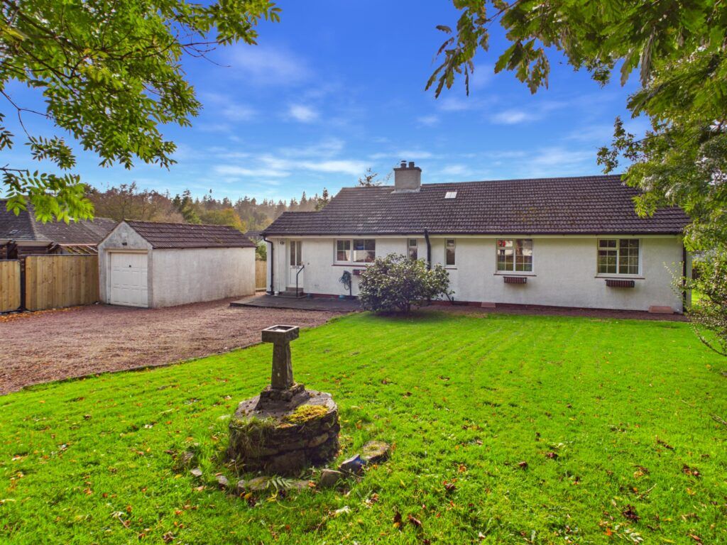 Property photo 1 of 29
