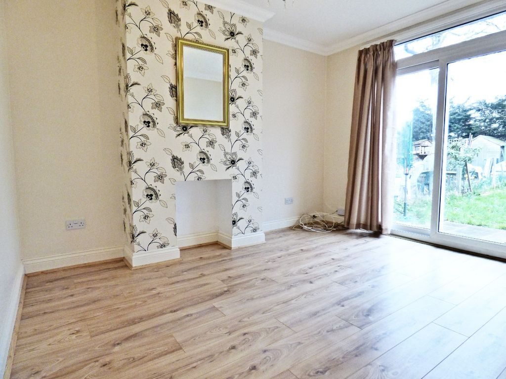 Property photo 2 of 11 1489532