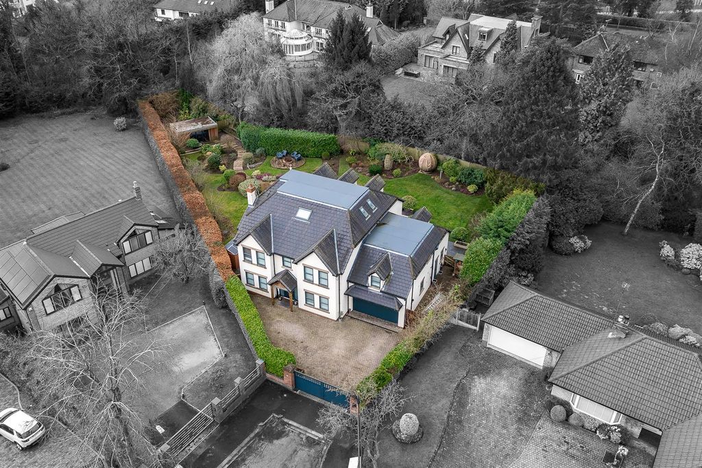 Property photo 2 of 21