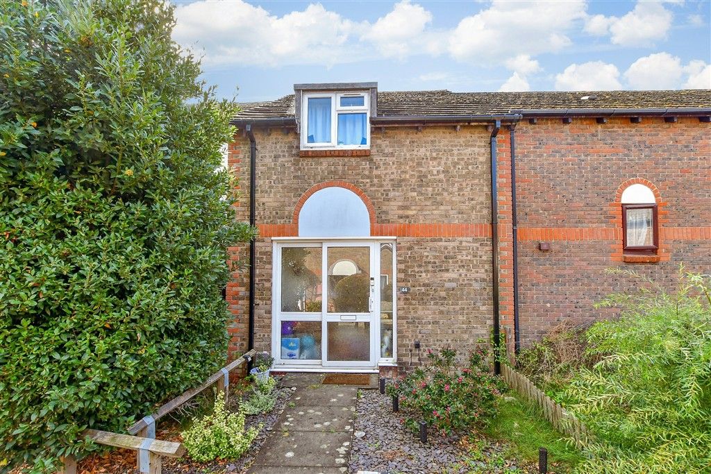 Property photo 1 of 10 External (Brochure)