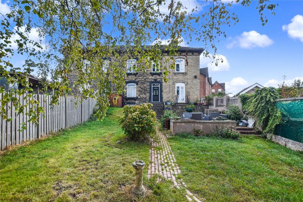 Property photo 1 of 29 Picture No. 27