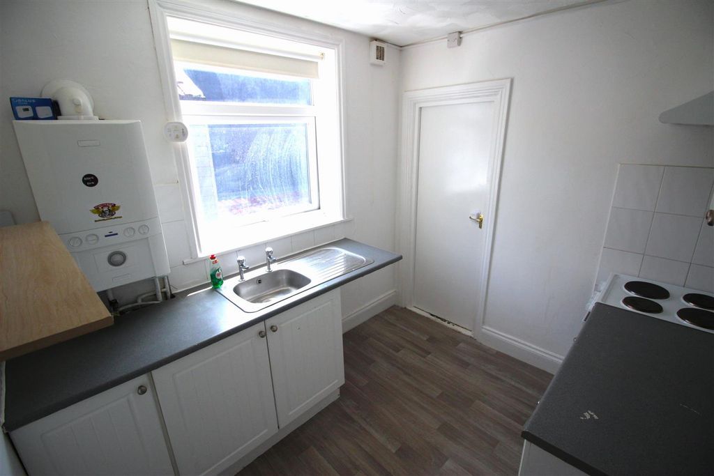 Property photo 3 of 5 Img_2322.Jpg