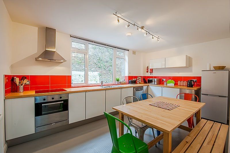 Property photo 3 of 12 Picture 3