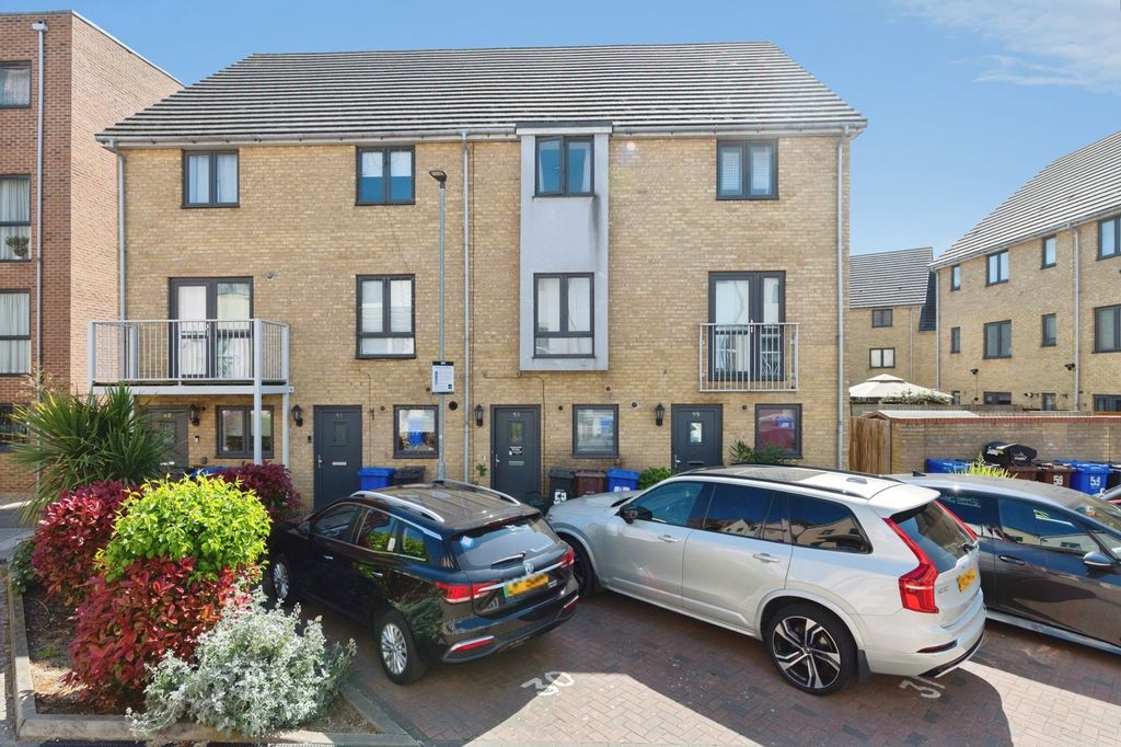 Property photo 1 of 16 Picture