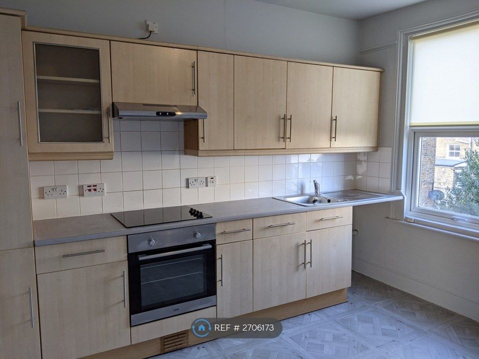 Property photo 3 of 11 Kitchen (2 Of 3)