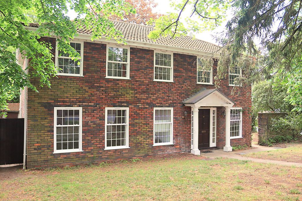Property photo 1 of 29
