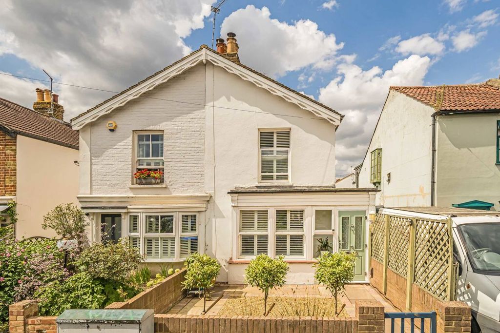 Property photo 1 of 6