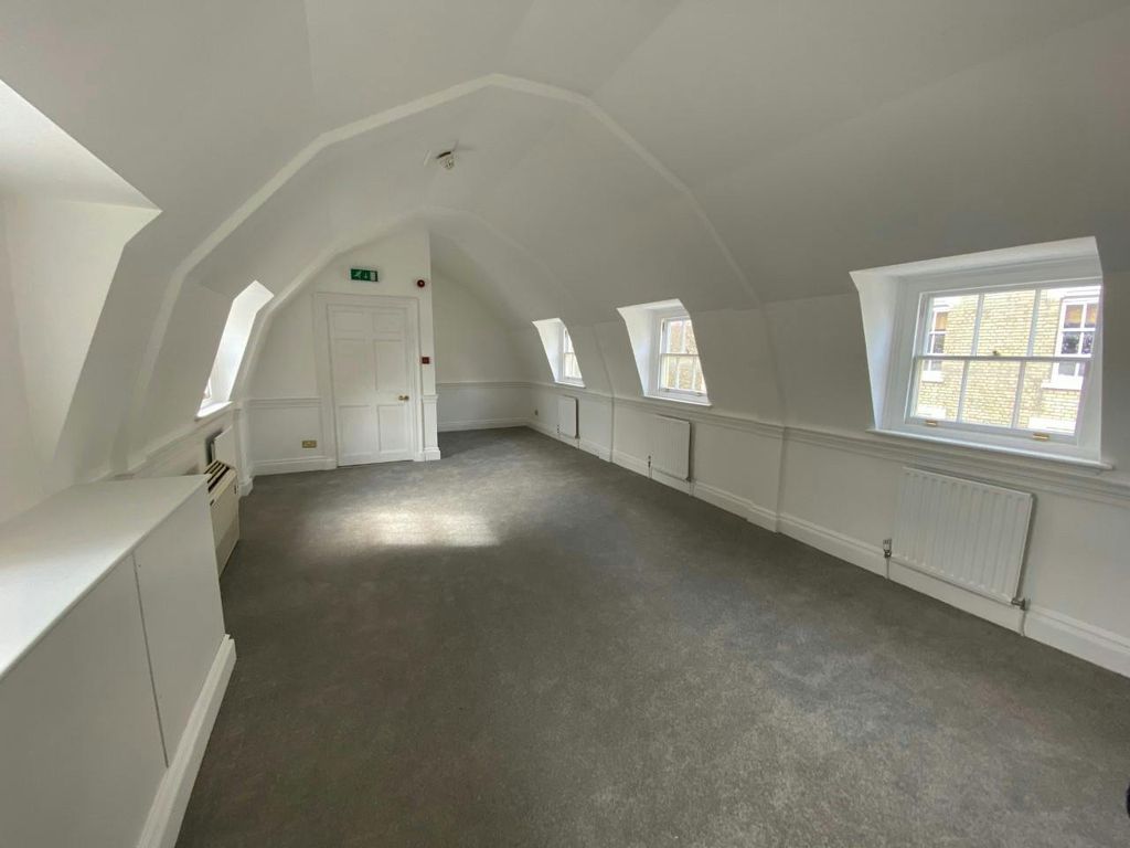 Property photo 3 of 9 Thumbnail_Img_3715 (1).Jpg