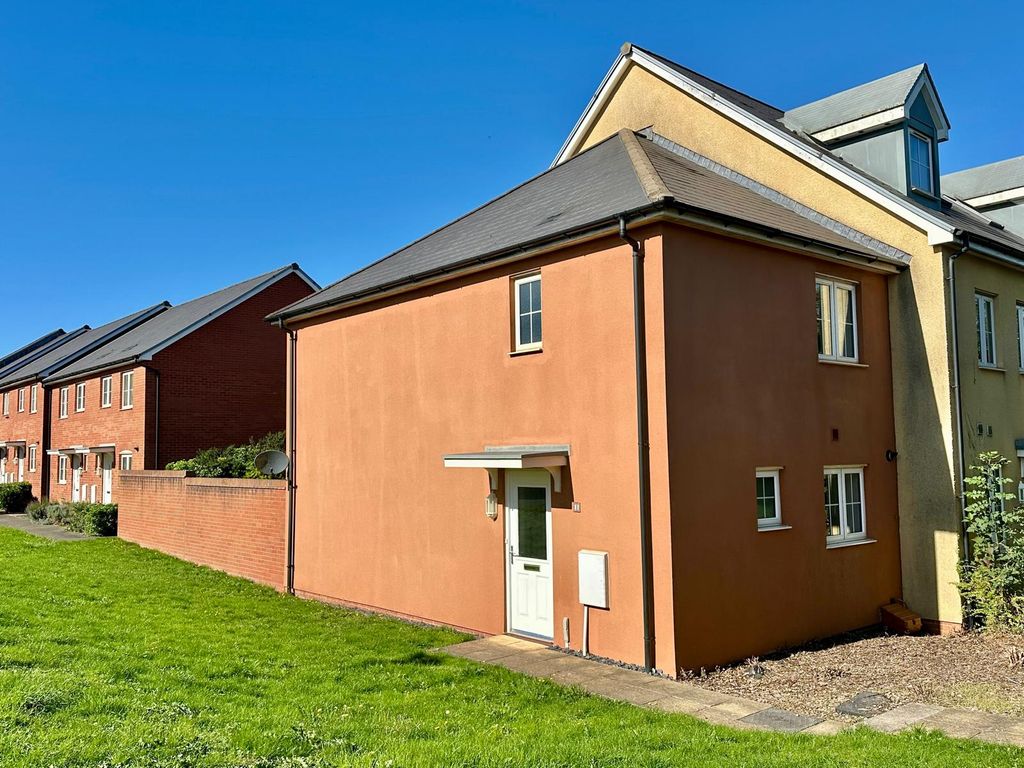 Property photo 1 of 12 Aa117Aaa-B90E-48F8-A347-80Ca67002138