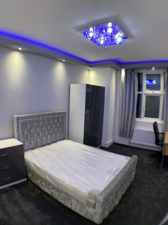 Property photo 2 of 19 39C613E8-363C-441C-B791-8CD25Cf48F09.Jpeg